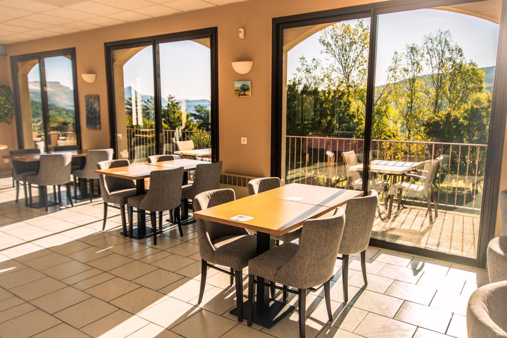 Hotel Le Panoramic - Votre Hotel Au Coeur Des Gorges Du Verdon La Palud-sur-Verdon Ngoại thất bức ảnh